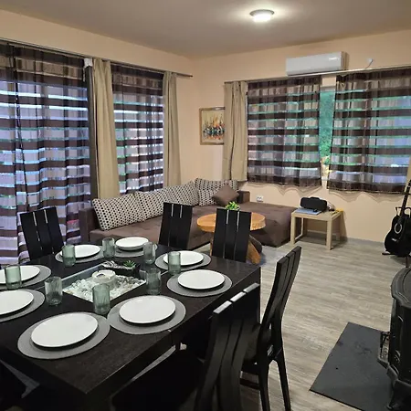 Βίλα ах, морето !!!